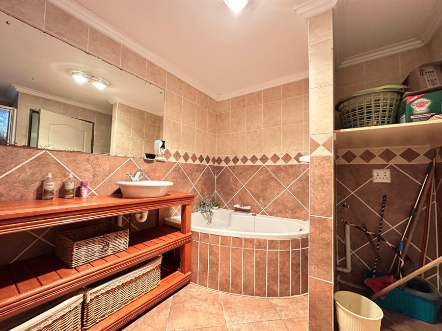 3 Bedroom Property for Sale in Fonteine Park Western Cape